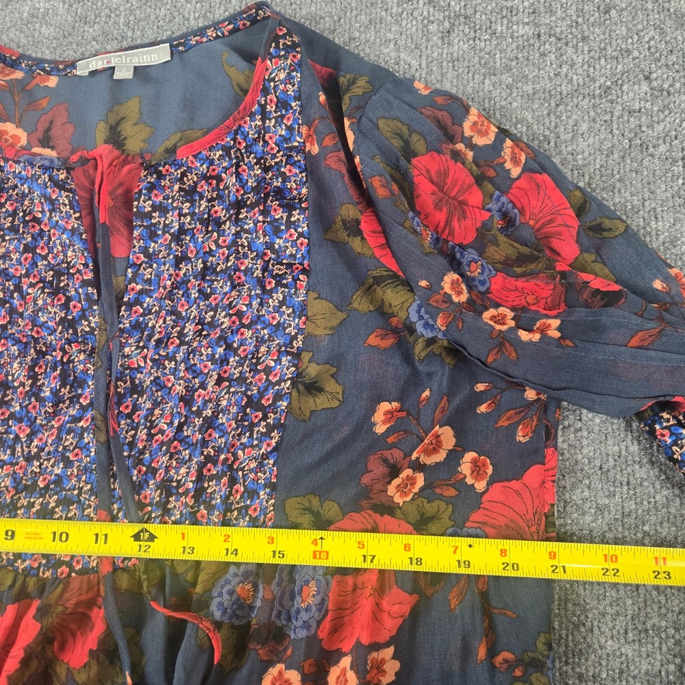 Daniel Rainn Blouse Women Large Blue Red Mixed Floral Smocked Peasant - Picture 8 of 9